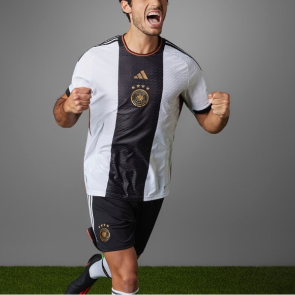 adidas Germany Authentic World Cup Jersey - Picture 4 of 8